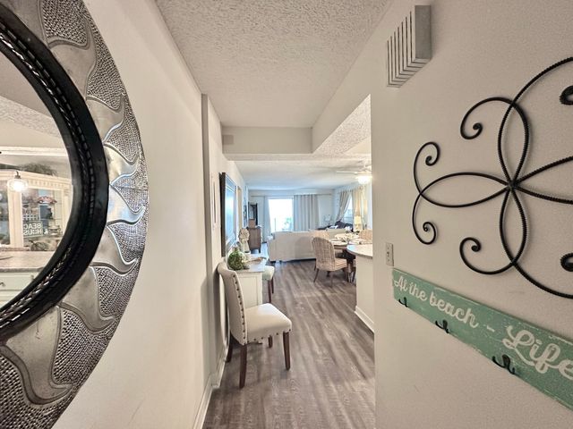 5801 Thomas Drive UNIT 305, Panama City Beach, FL 32408