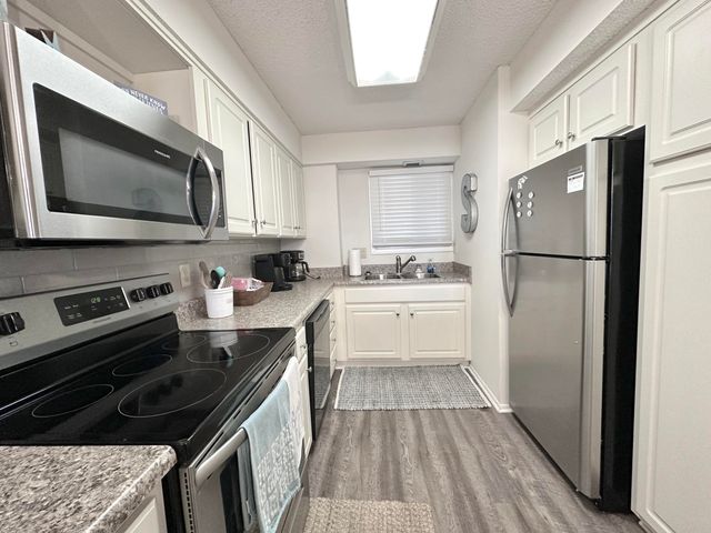 5801 Thomas Drive UNIT 305, Panama City Beach, FL 32408