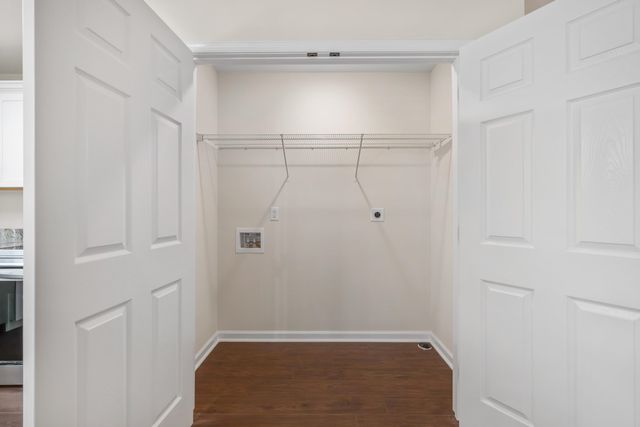 10 MCARTHUR ST, Staunton, VA 24401