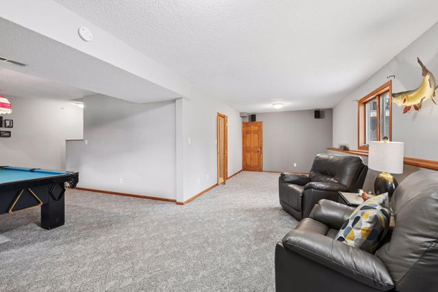 11380 Louisiana Circle, Bloomington, MN 55438