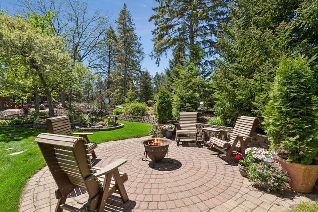 11380 Louisiana Circle, Bloomington, MN 55438