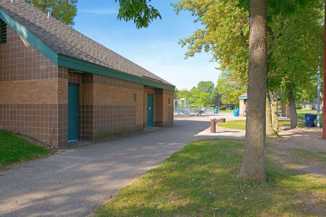 11380 Louisiana Circle, Bloomington, MN 55438