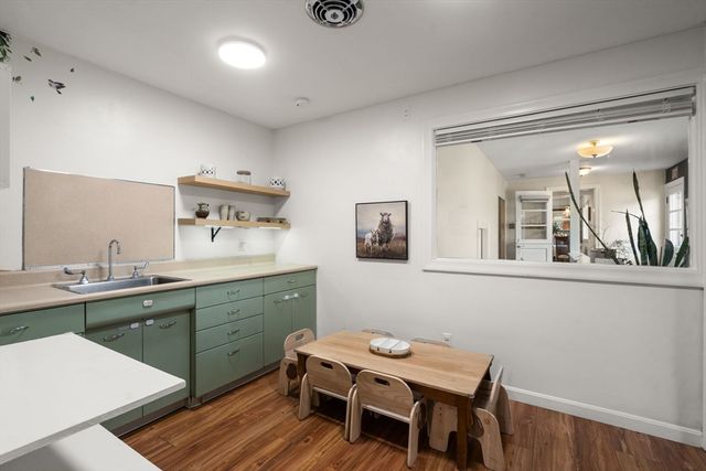 193 Garden St, Needham, MA 02492