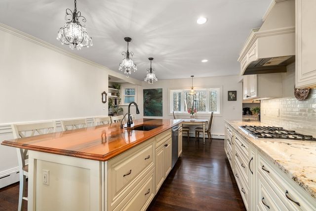 193 Garden St, Needham, MA 02492