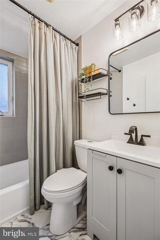 4403 BAYNE ST, Rockville, MD 20853