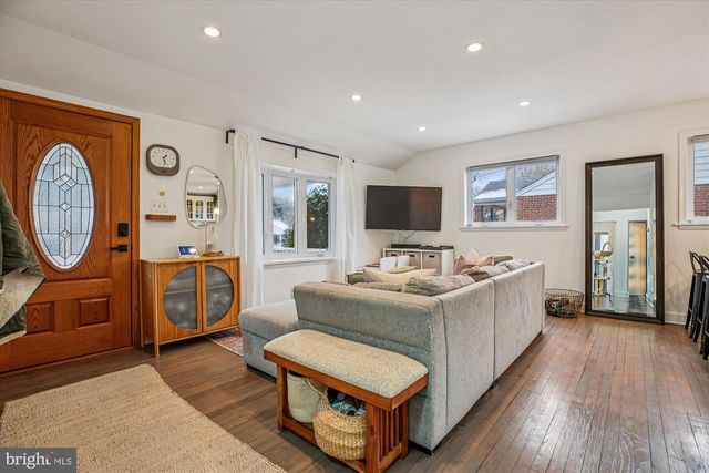 4403 BAYNE ST, Rockville, MD 20853