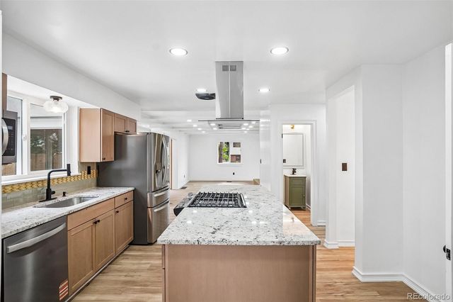 7200 E Exposition Avenue, Denver, CO 80224