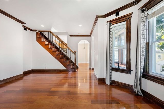 76 Taft Ave, Newton, MA 02465