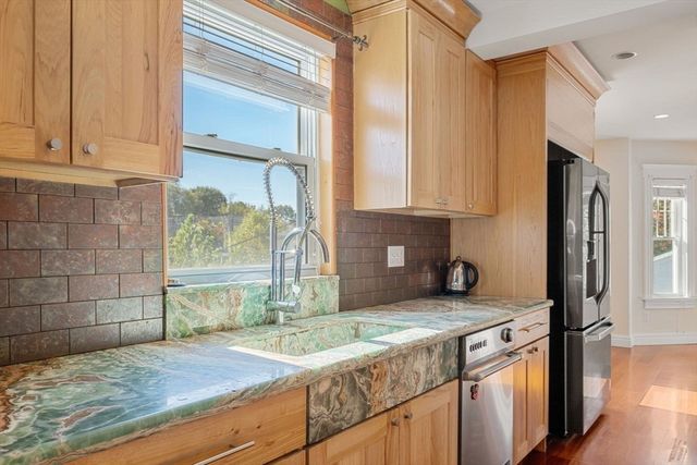 76 Taft Ave, Newton, MA 02465