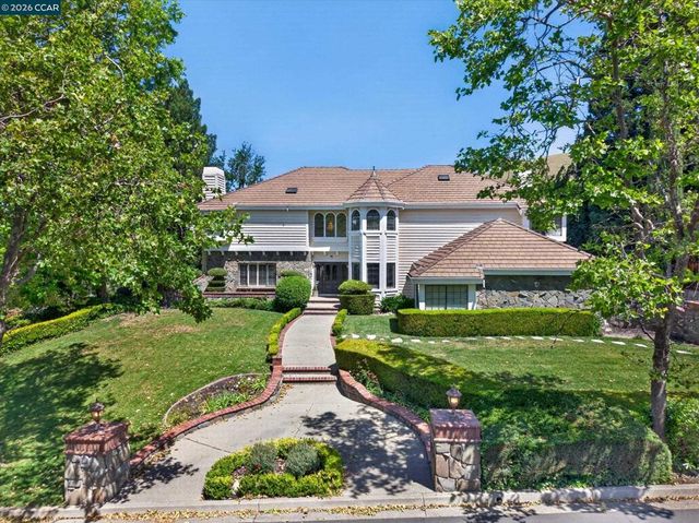 5303 Blackhawk Dr, Danville, CA 94506
