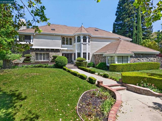 5303 Blackhawk Dr, Danville, CA 94506