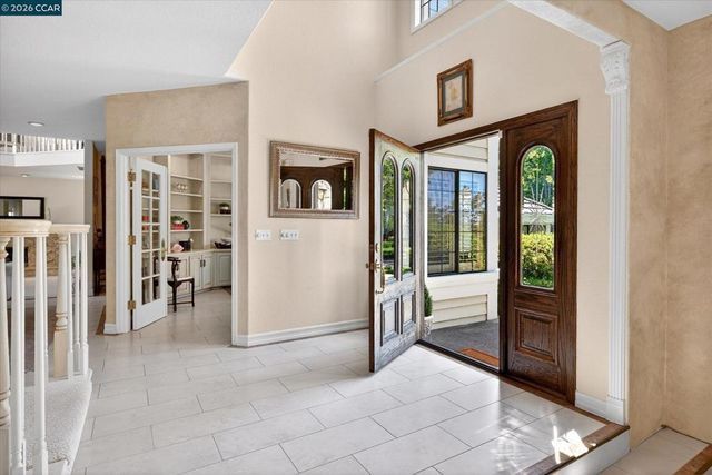 5303 Blackhawk Dr, Danville, CA 94506