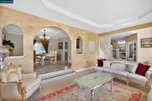 5303 Blackhawk Dr, Danville, CA 94506