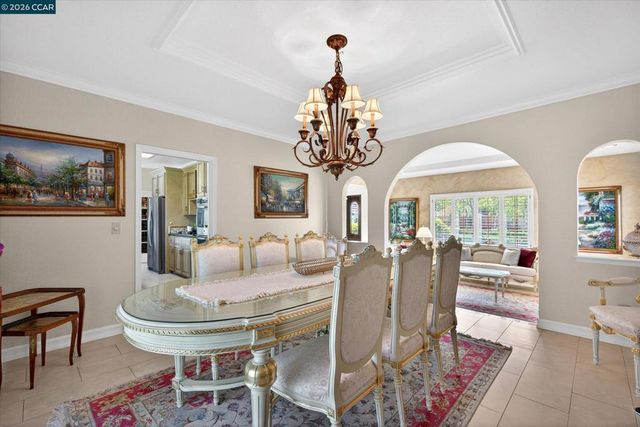 5303 Blackhawk Dr, Danville, CA 94506