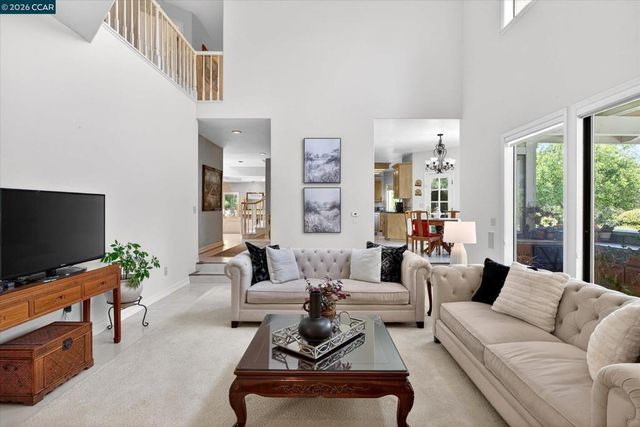 5303 Blackhawk Dr, Danville, CA 94506