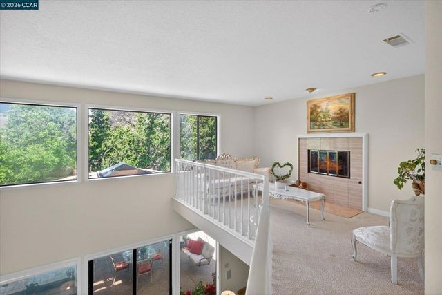 5303 Blackhawk Dr, Danville, CA 94506