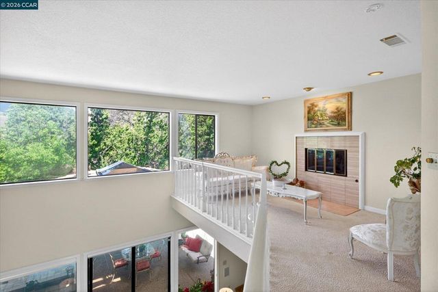 5303 Blackhawk Dr, Danville, CA 94506