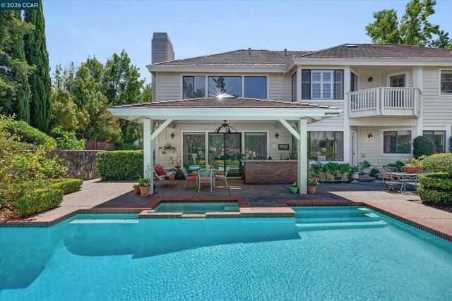 5303 Blackhawk Dr, Danville, CA 94506