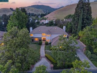5303 Blackhawk Dr, Danville, CA 94506