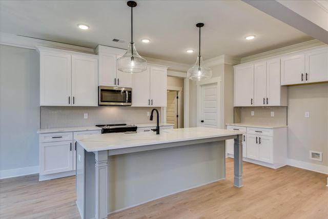 631 Grosbeak Lane, Evans, GA 30809