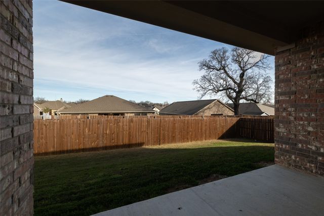 953 Ben Drive, Springtown, TX 76082