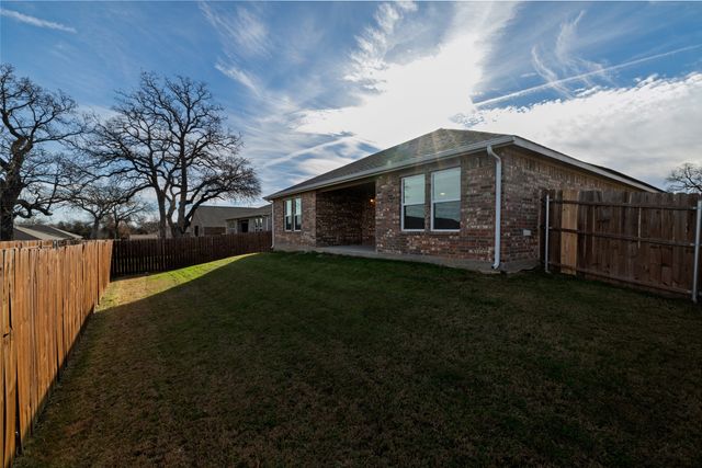 953 Ben Drive, Springtown, TX 76082