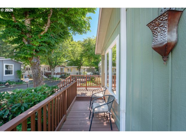 1475 GREEN ACRES Rd 69, Eugene, OR 97408