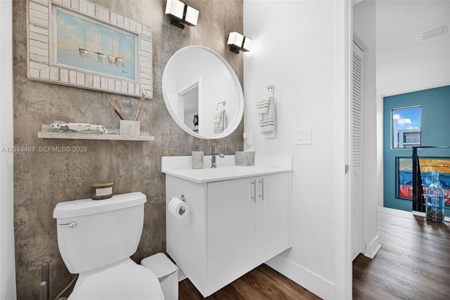 4256 NW 83rd Ave, Doral, FL 33166