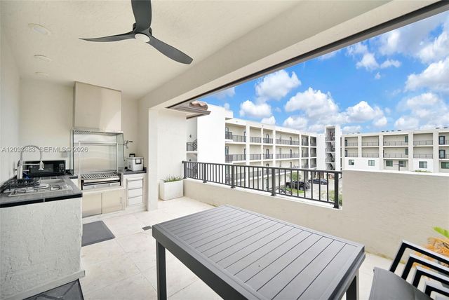4256 NW 83rd Ave, Doral, FL 33166