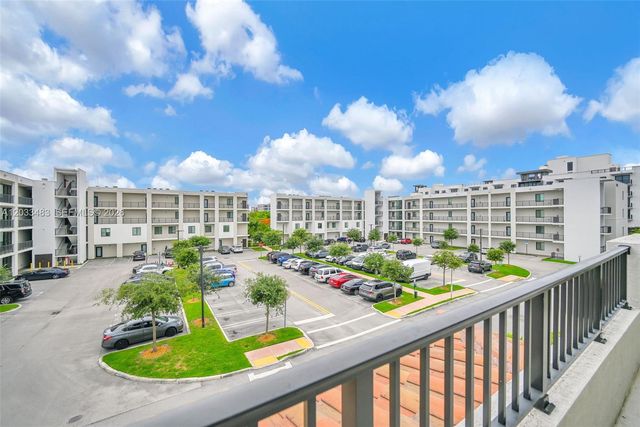 4256 NW 83rd Ave, Doral, FL 33166