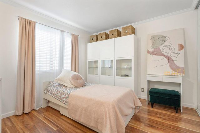 1 Appian Way 713-8, South San Francisco, CA 94080