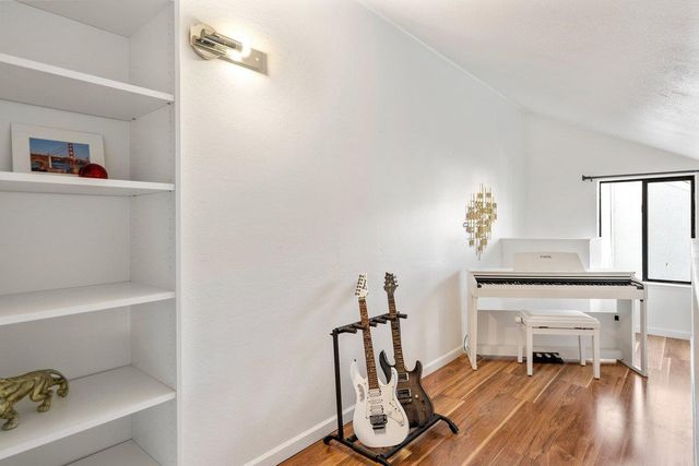 1 Appian Way 713-8, South San Francisco, CA 94080