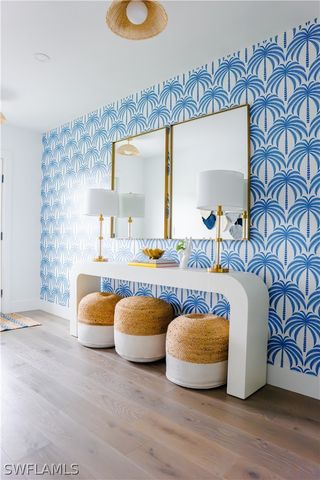 542 104th AVE N, Naples, FL 34108