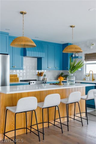 542 104th AVE N, Naples, FL 34108