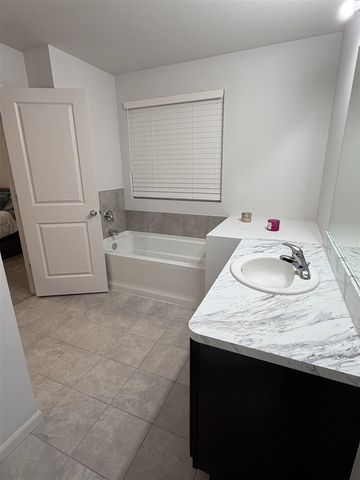 9069 Heritage Drive, Romulus, MI 48174