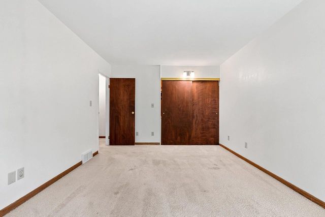 908 GEORGIA STREET, Oshkosh, WI 54902