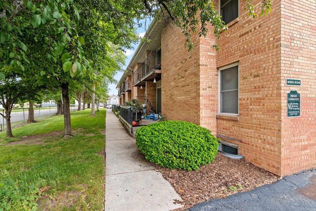 908 GEORGIA STREET, Oshkosh, WI 54902