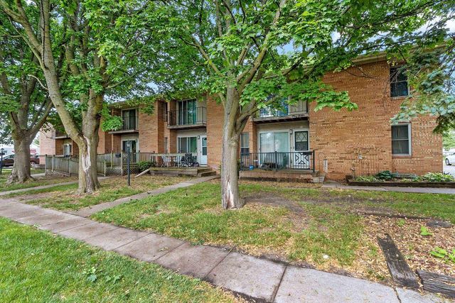908 GEORGIA STREET, Oshkosh, WI 54902