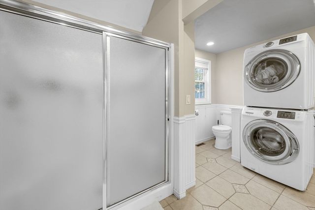 30 Flicker Ln, Barnstable, MA 02648