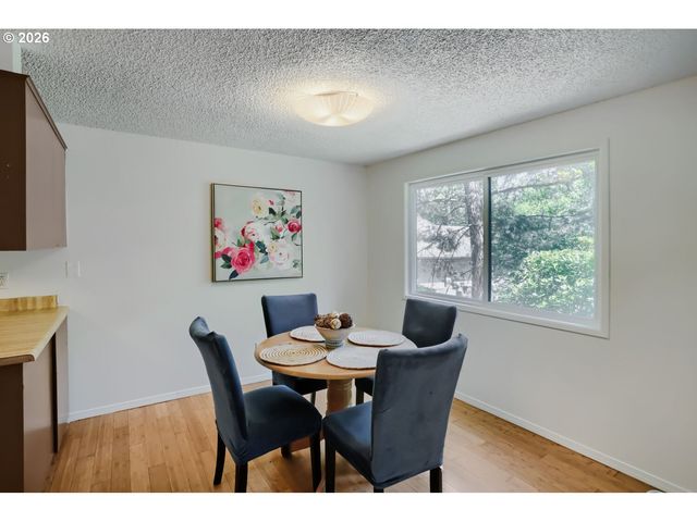 7136 Sw MURRAY Blvd 109, Beaverton, OR 97008