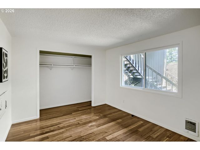 7136 Sw MURRAY Blvd 109, Beaverton, OR 97008