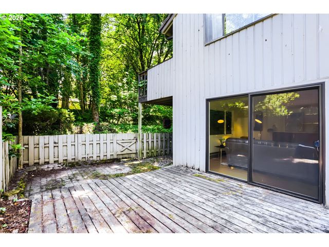 7136 Sw MURRAY Blvd 109, Beaverton, OR 97008