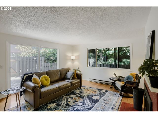 7136 Sw MURRAY Blvd 109, Beaverton, OR 97008