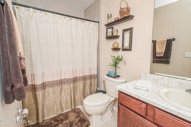 1296 COPPER CREEK Drive, Macclenny, FL 32063