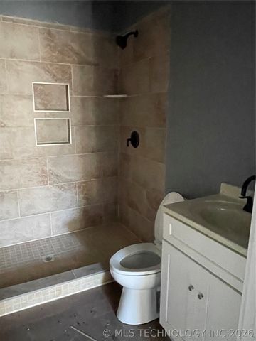 652 12th NW, Ardmore, OK 73401