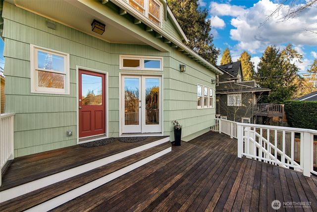 1522 3rd Avenue W, Seattle, WA 98119