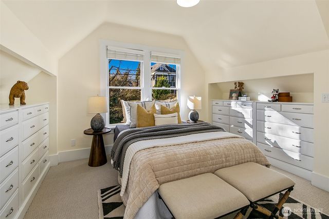 1522 3rd Avenue W, Seattle, WA 98119