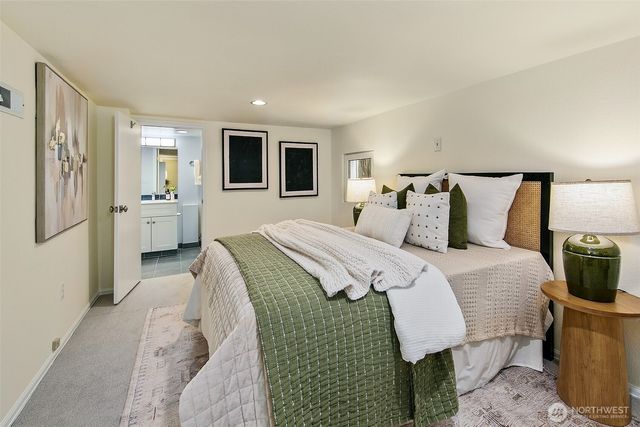 1522 3rd Avenue W, Seattle, WA 98119