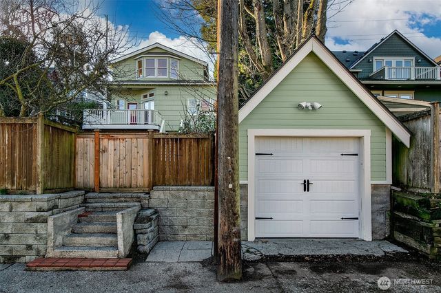 1522 3rd Avenue W, Seattle, WA 98119