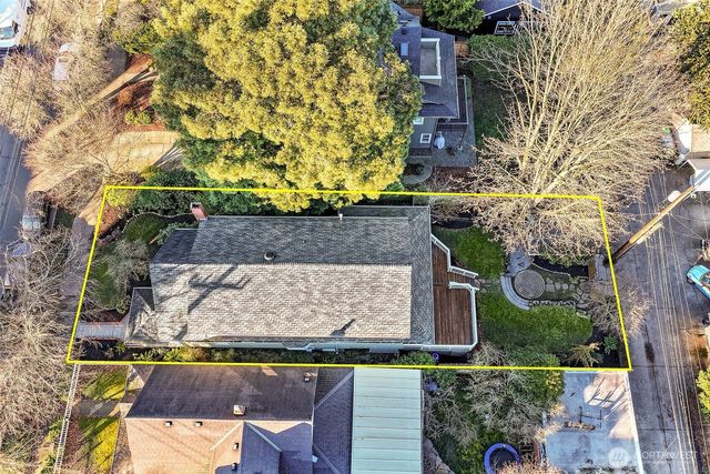 1522 3rd Avenue W, Seattle, WA 98119